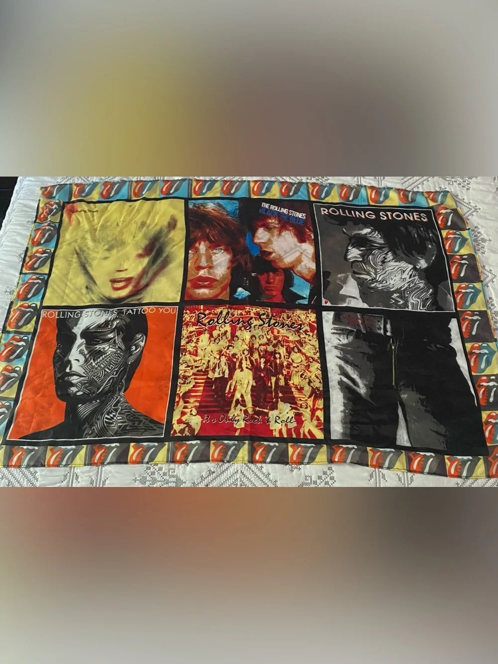 Vintage Rolling Stones Scarf/Wall Tapestry Album Record Covers Rock & Roll